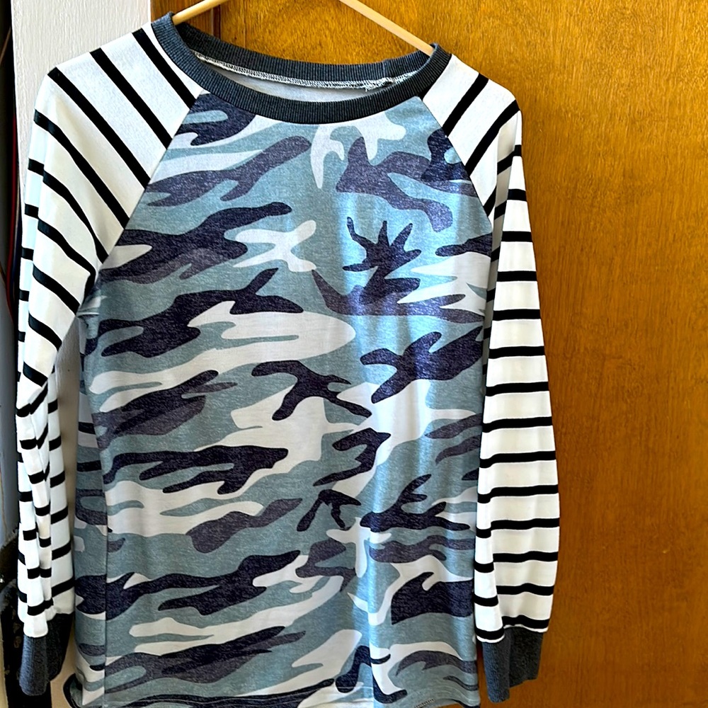 Long sleeve shirt